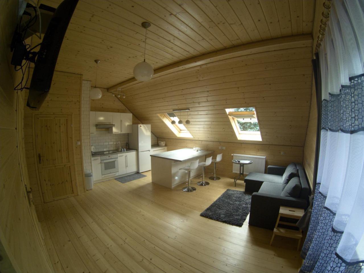 Apartament Pod Kogutkiem Uscie Gorlickie Ngoại thất bức ảnh